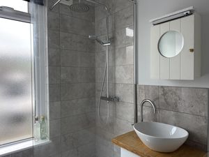 Photo 5- click for photo gallery